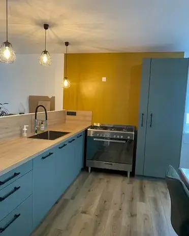 poseur de cuisine à Saint-Malo - image 4